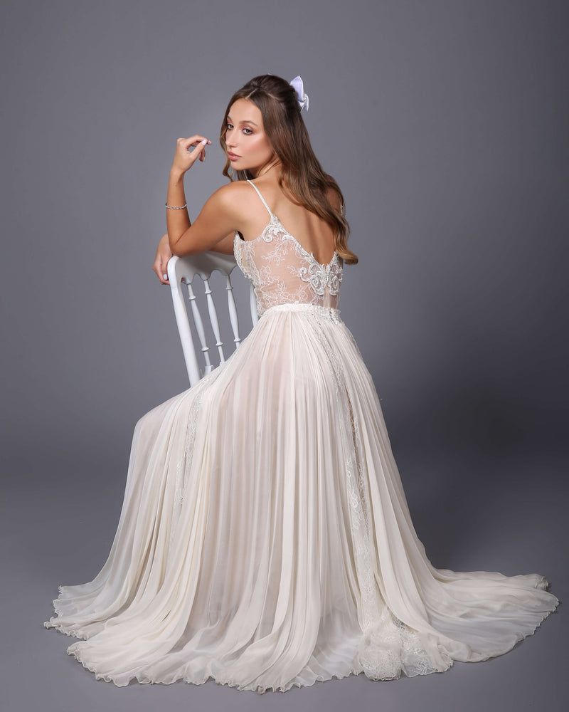urban-brides-wedding-dresses-boho